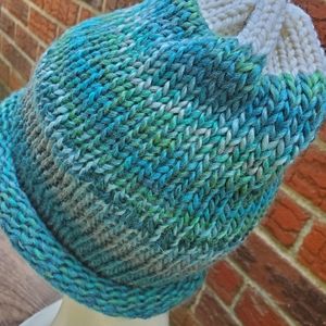 Handmade Hat: Cozy knit